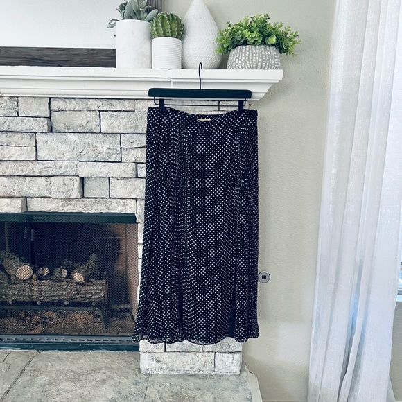 BURBERRY Silk Midi Length Skirt Size M | US 8 - Picture 5 of 15